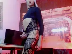 Amateur Private Sex Chat of michell_luxe