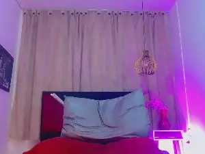 Cam4 Live Sex of valentina_kiss1