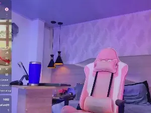 Cam4 Live Sex of kyliehot_