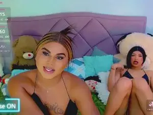 Cam4 Live Sex of RealLovers_