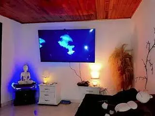 Camsoda Adult Video Chat of cute-estefany