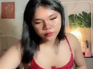 Chaturbate Live Sex Cam of sweetasian_leith20
