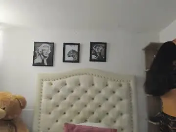 Chaturbate Free Porn Cam of istina_uwu