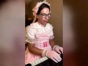 Chaturbate Free Live Porn of missnicolenicolenicole
