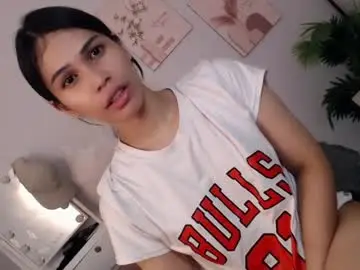 Chaturbate Best live sex cam show of momi_khem019