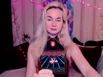Chaturbate Best live sex cam show of carinfox