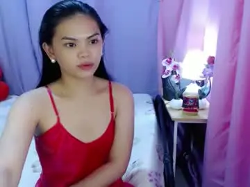 Chaturbate Live Sex Cam of yourlovelytranspinay