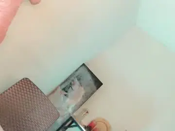 Chaturbate Nude Webcam of lovingmonaru969