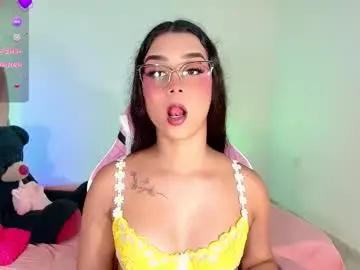 Chaturbate Free Porn Cam of ely_w1