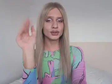 Chaturbate Live Sex Cam of huge_vee
