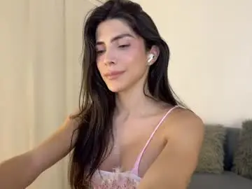 Chaturbate Nude Webcam of angelturned01