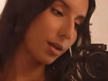 Chaturbate Free Porn Cam of bella19__