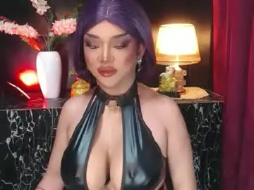 Chaturbate Sex Cam of hugecockchristine