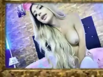 Chaturbate Live Sex Cam of ale_love_