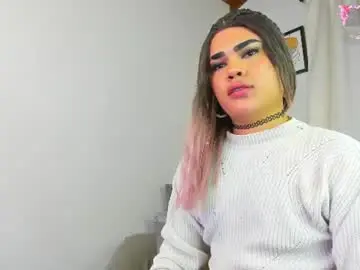 Chaturbate Live Sex Cam of koral_doll01