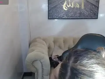 Chaturbate Private Sex Chat of evy_lux_v