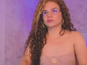 Chaturbate Watch Live Sex Cams of april_summer_