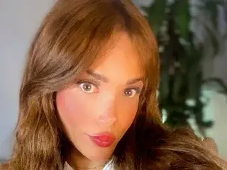 Streamate Free Live Porn of Missvaleriew00