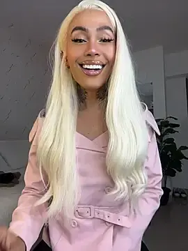 Stripchat Best live sex cam show of miss_tatiana_
