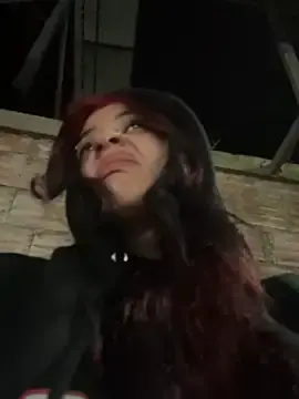 Stripchat Sex Cam of Kattze_