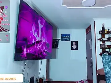 Stripchat Free Porn Cam of caroline_cossei