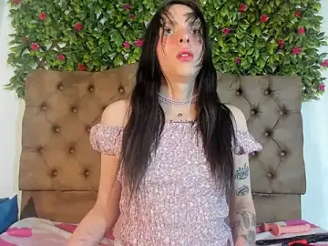 Stripchat Best Webcam of Lux_Royse