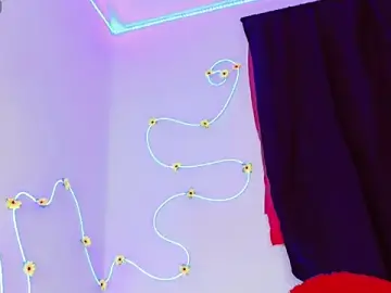 Stripchat Free Live Porn of everlin_01