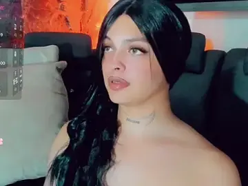 Stripchat Nude Webcam of Emmaa_Saenz_