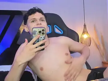 Stripchat Best Webcam of mykelcano