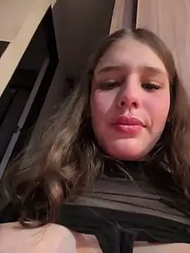 Stripchat Free Live Porn of ValeriaAguilar