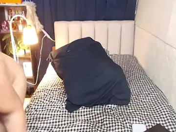 Stripchat Live Sex Cam of Ur_exotic_Rarebeautyxx