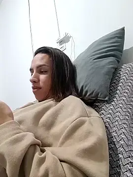Stripchat Free Live Porn of ofjuliaa
