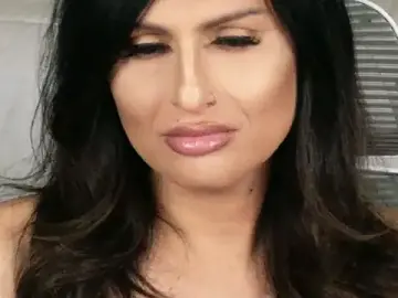 Stripchat Watch Live Sex Cams of xprettysmilex