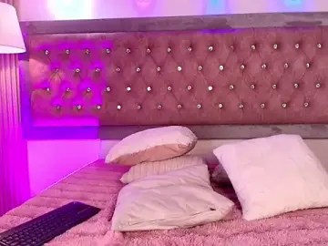Stripchat Sex Chat of MylaDreams