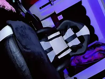Stripchat Free Porn Cam of Yareth_Rouss_