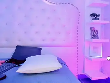 Stripchat Live Sex of VickyDolls
