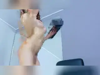 Xlovecam Nude Webcam of CassandraWhite
