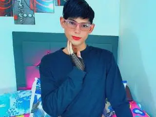 Xlovecam Adult Video Chat of Allisonth